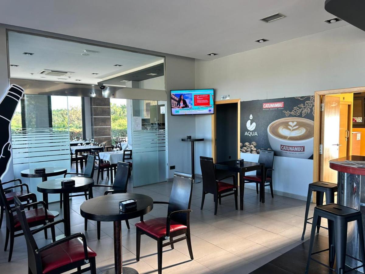 Hostal Restaurante Aqua Ourense Eksteriør bilde
